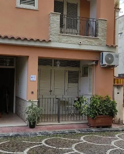Vakantiehuis Le Sorelle Santa Teresa Di Riva